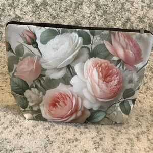 Blushing Roses Floral Cosmetic Zipper Bag Pouch NWT 9.25” x 6.75” x 2.75”